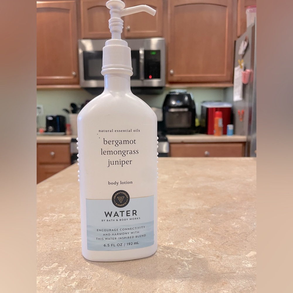 Bath and body works Water Body lotion